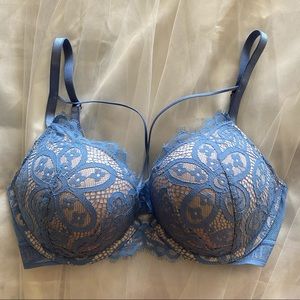 32D Victoria’s Secret Bombshell Bra